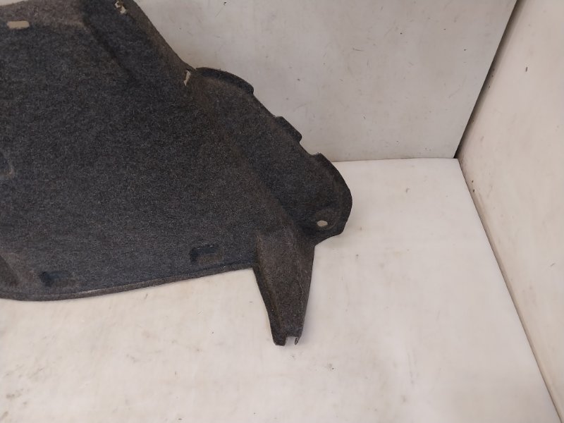 Обшивка багажника