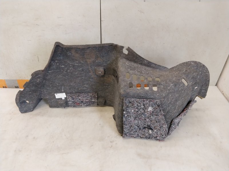 Обшивка багажника