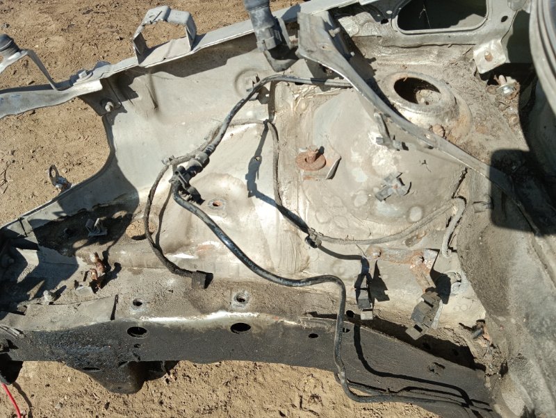 Лонжерон передний правый