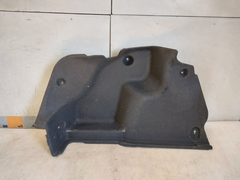 Обшивка багажника