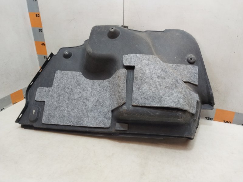 Обшивка багажника