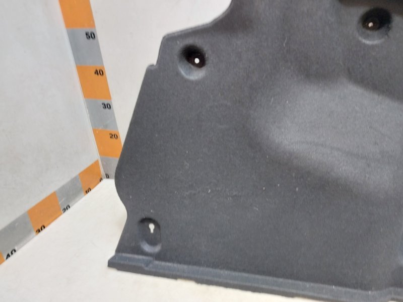 Обшивка багажника