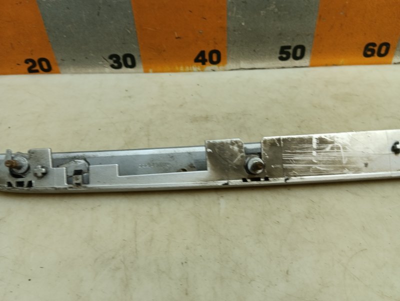 Накладка крышки багажника