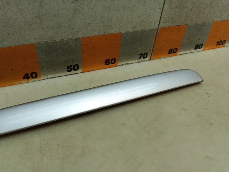 Накладка крышки багажника