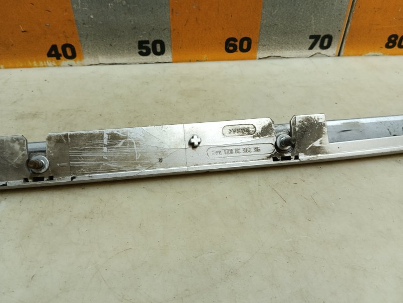 Накладка крышки багажника