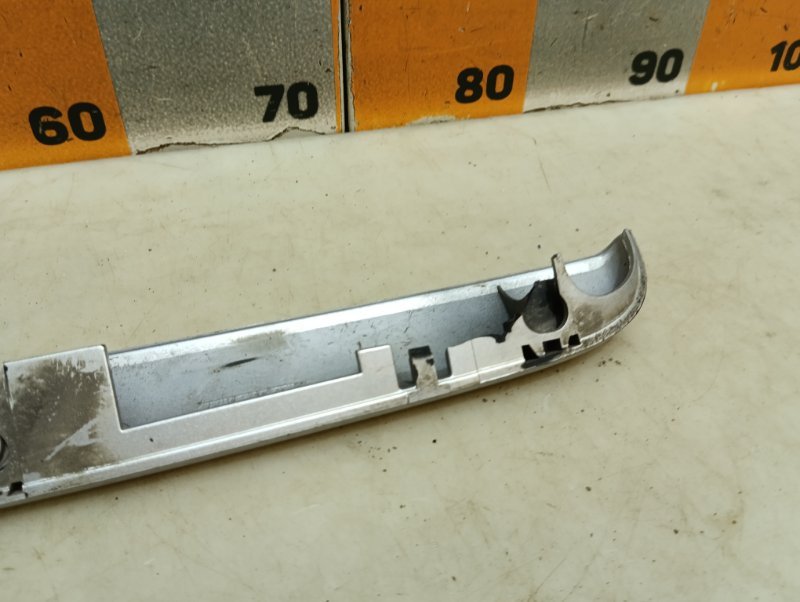 Накладка крышки багажника