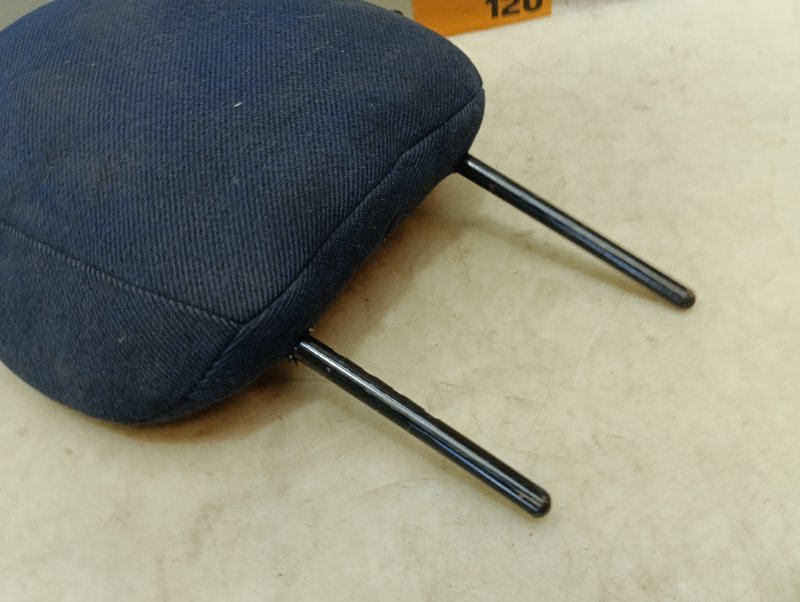 Подголовник сиденья