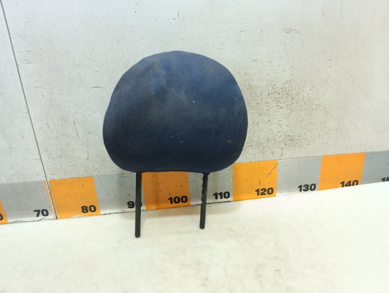 Подголовник сиденья