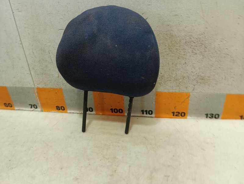 Подголовник сиденья