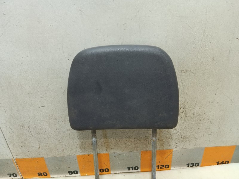 Подголовник сиденья