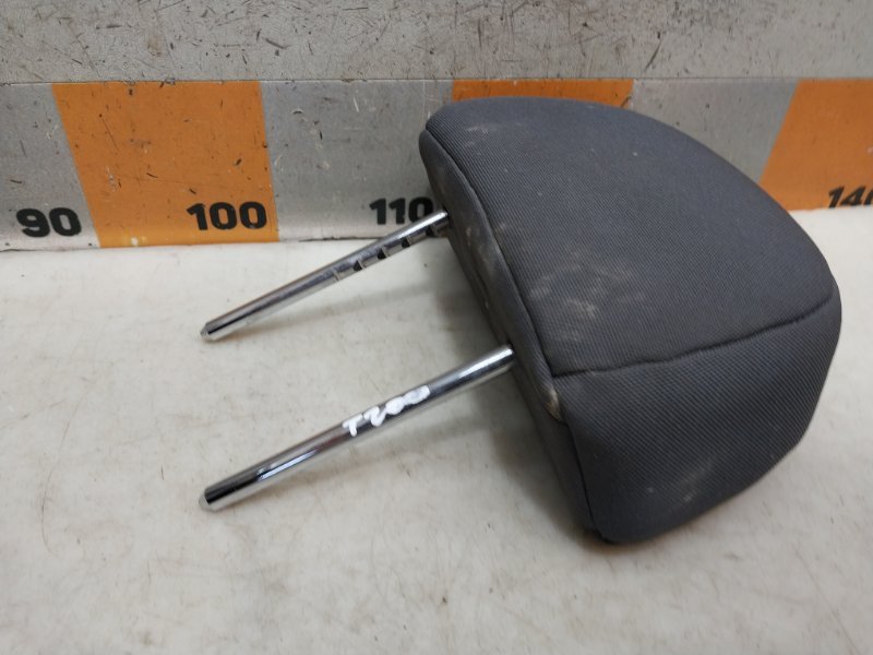 Подголовник сиденья