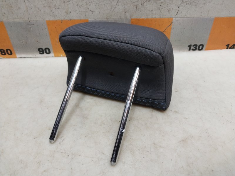 Подголовник сиденья