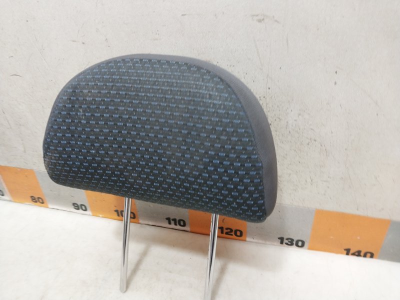 Подголовник сиденья