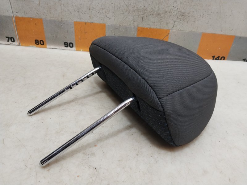 Подголовник сиденья