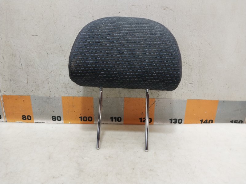 Подголовник сиденья