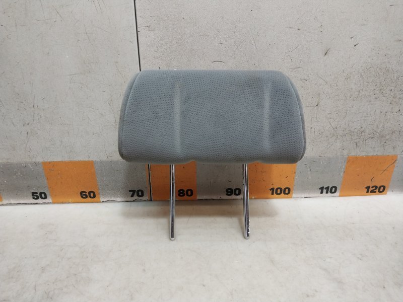 Подголовник сиденья