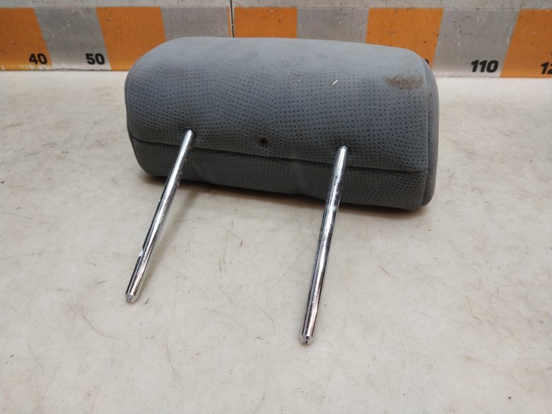 Подголовник сиденья