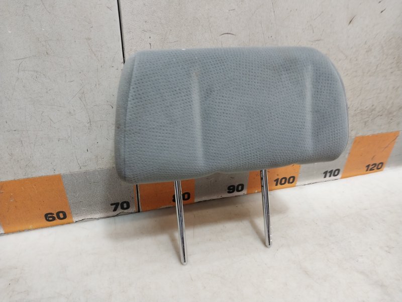 Подголовник сиденья