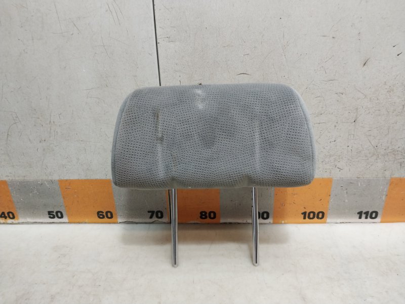 Подголовник сиденья