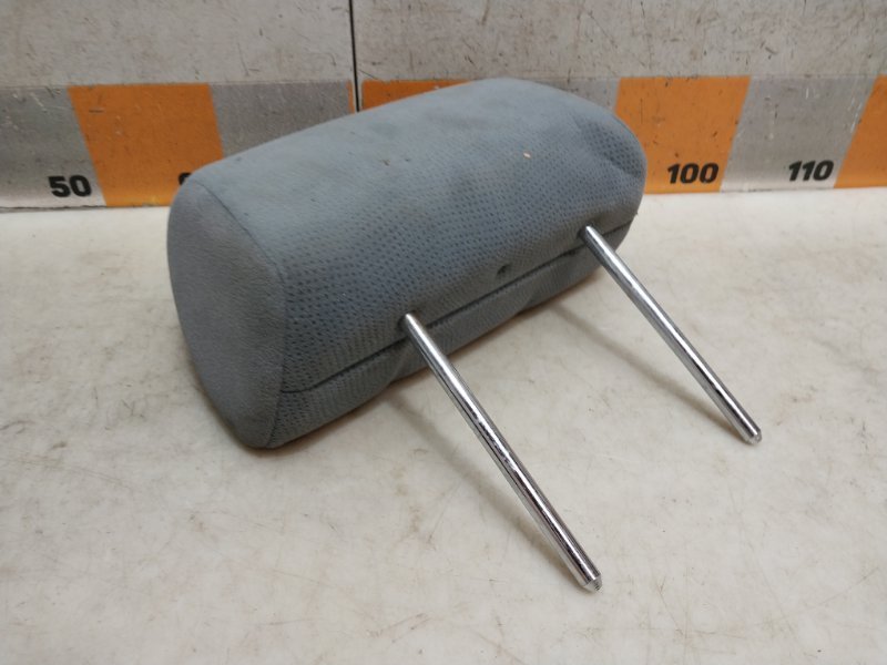 Подголовник сиденья