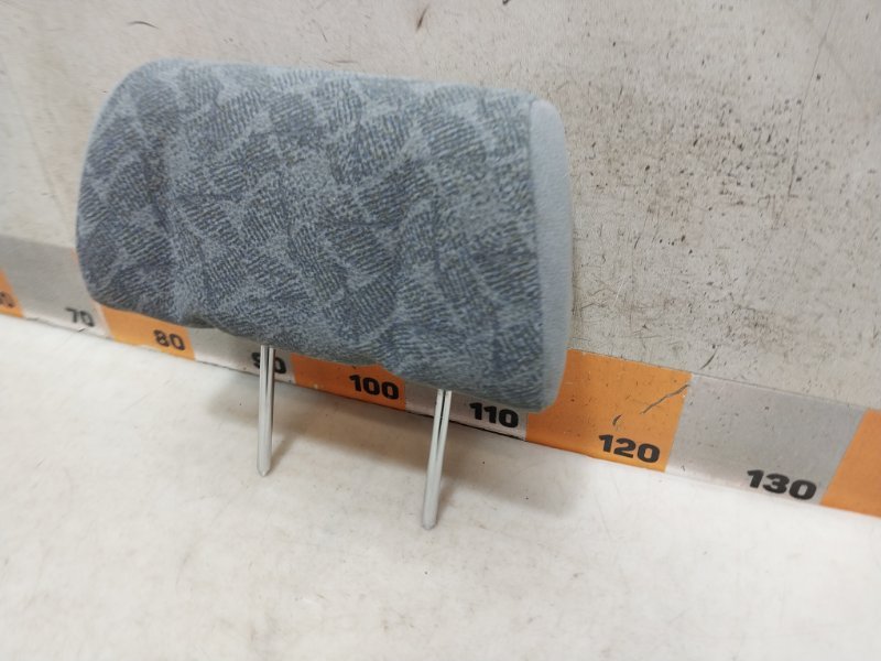 Подголовник сиденья