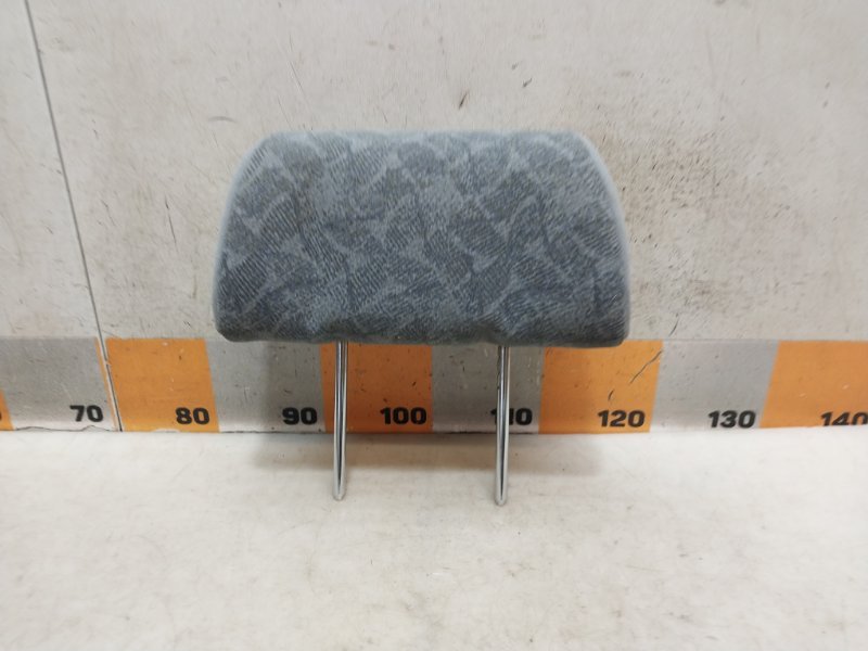 Подголовник сиденья