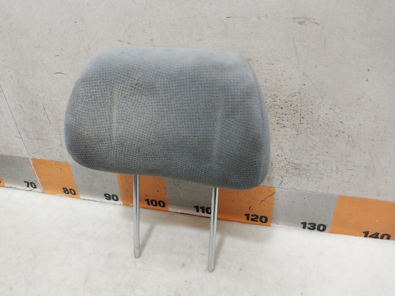 Подголовник сиденья