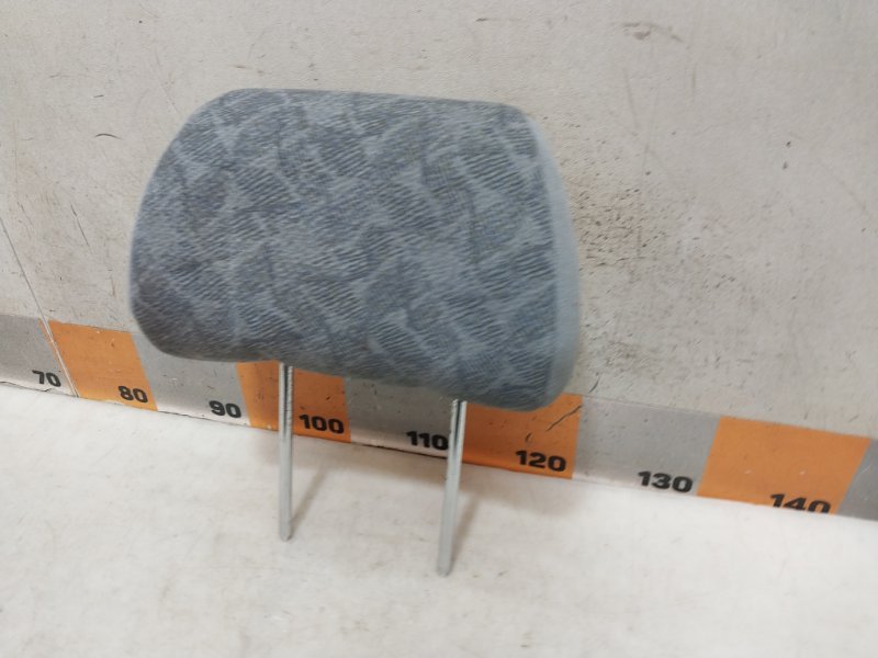 Подголовник сиденья