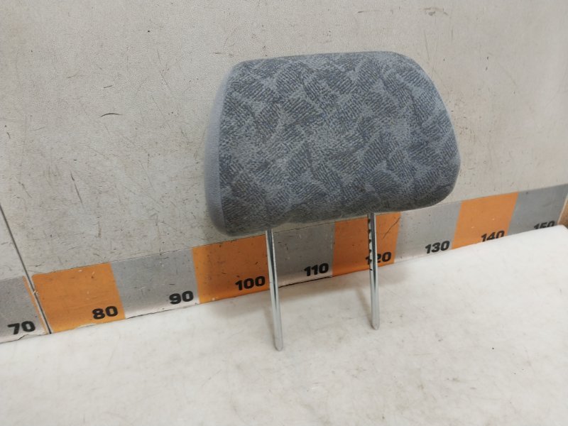 Подголовник сиденья