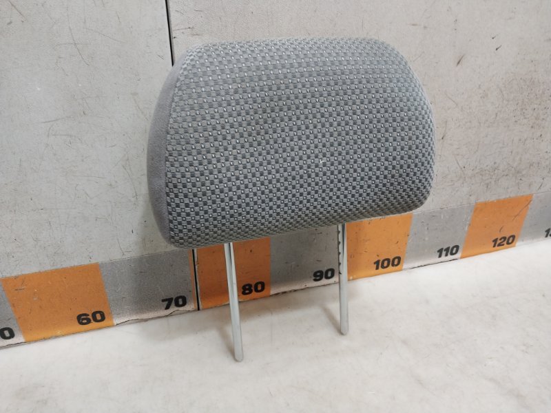 Подголовник сиденья