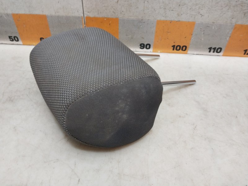 Подголовник сиденья