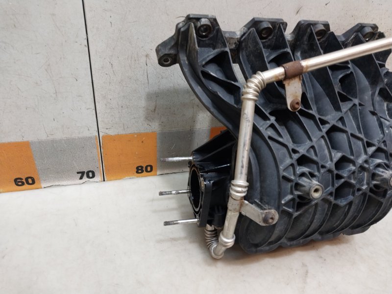 Коллектор впускной