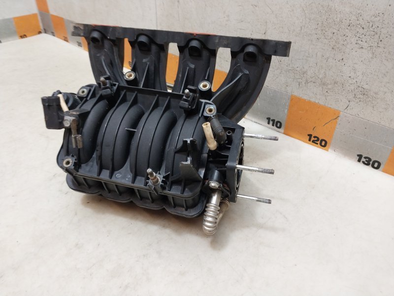 Коллектор впускной