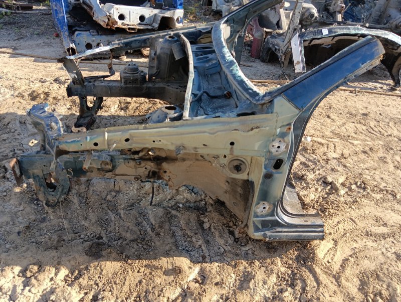 Кузовной элемент