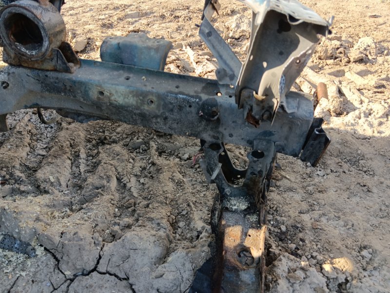 Кузовной элемент