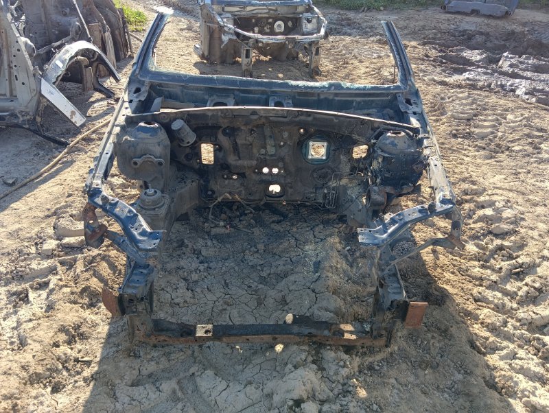 Кузовной элемент