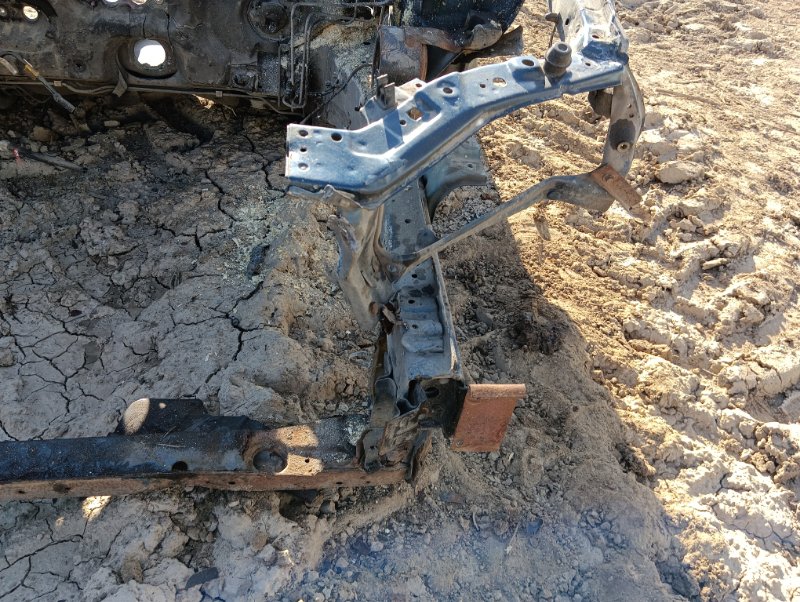 Кузовной элемент