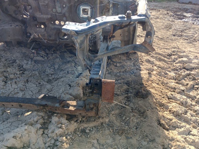 Лонжерон передний левый