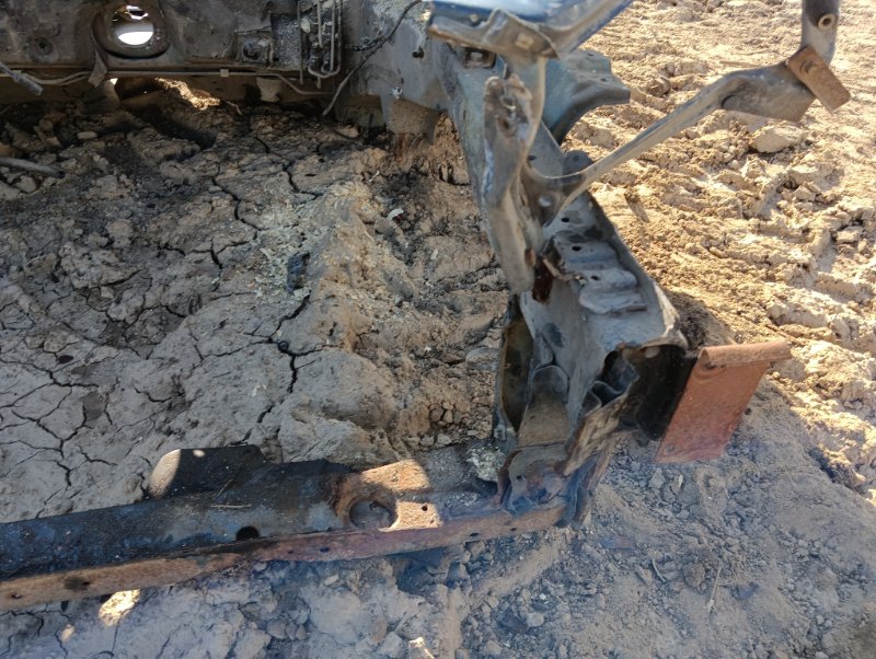 Лонжерон передний левый