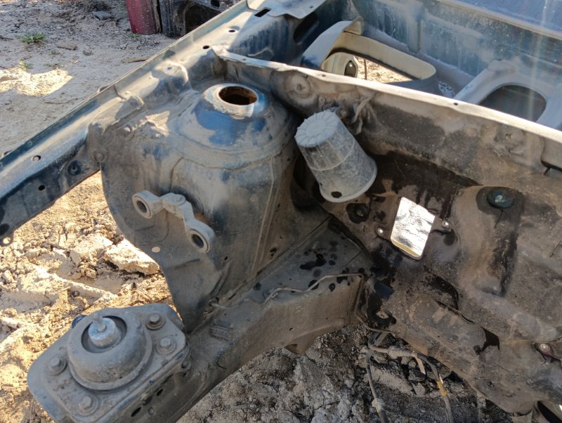 Лонжерон передний правый