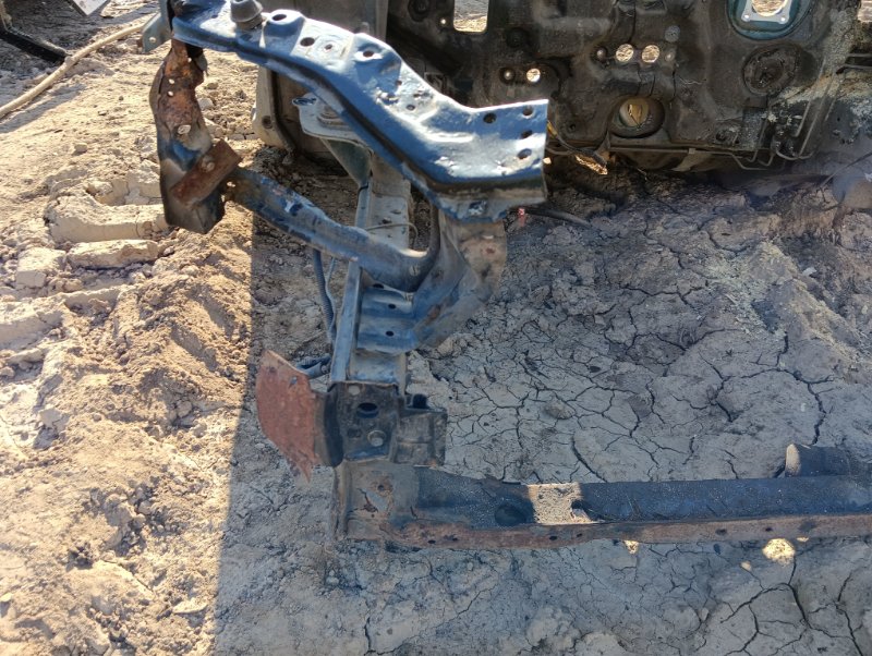 Лонжерон передний правый