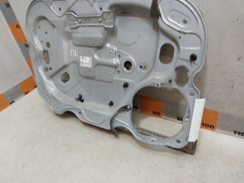 Стеклоподъемник электр. передний левый