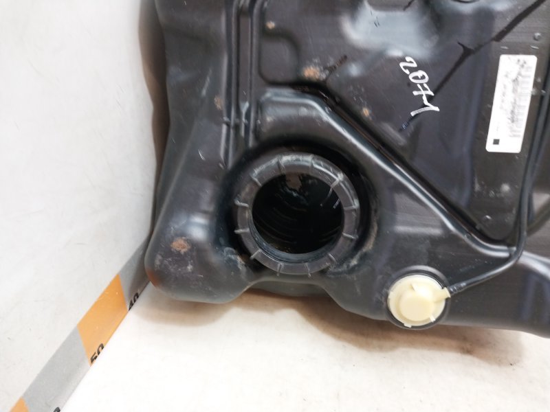 Бак топливный