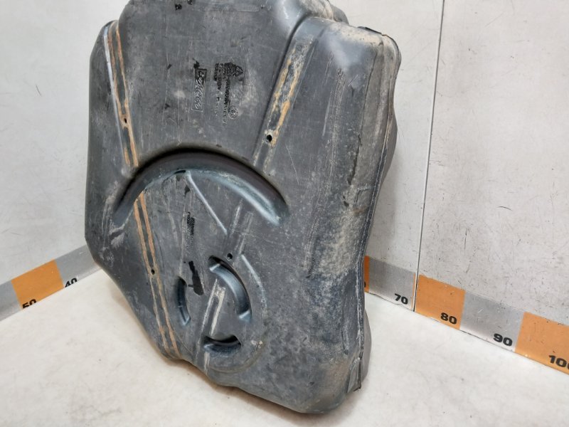 Бак топливный