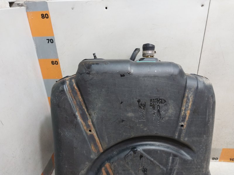 Бак топливный