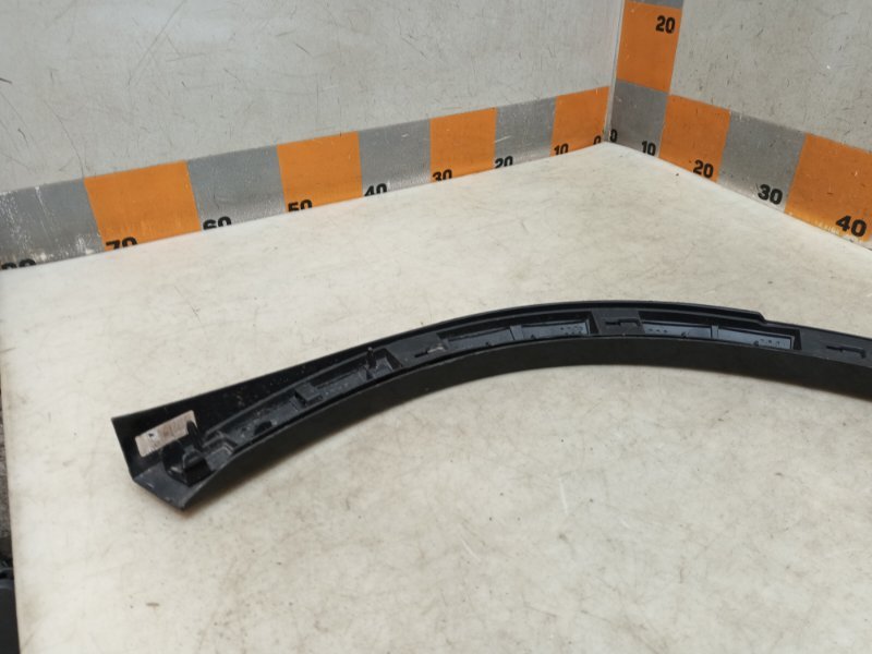 Накладка заднего крыла правого