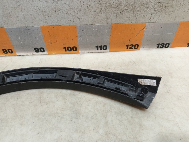Накладка заднего крыла левого