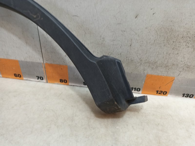 Накладка заднего крыла правого