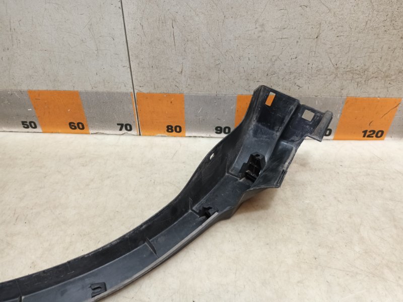 Накладка заднего крыла правого