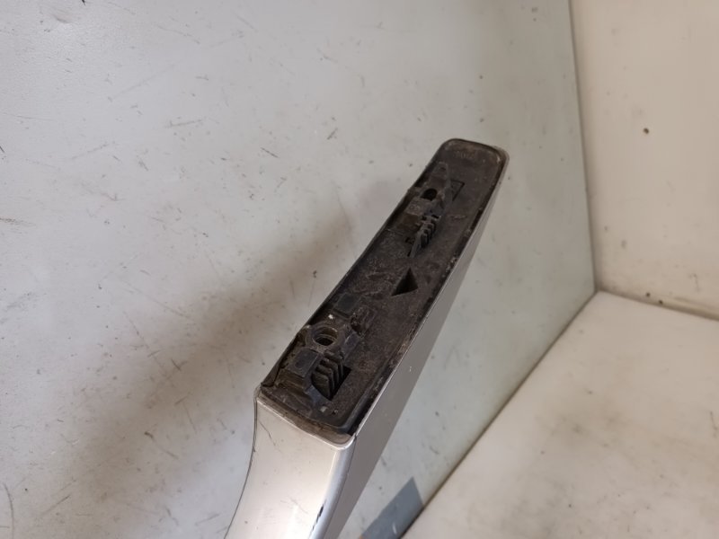 Рейлинг (релинг) правый (планка на крышу)